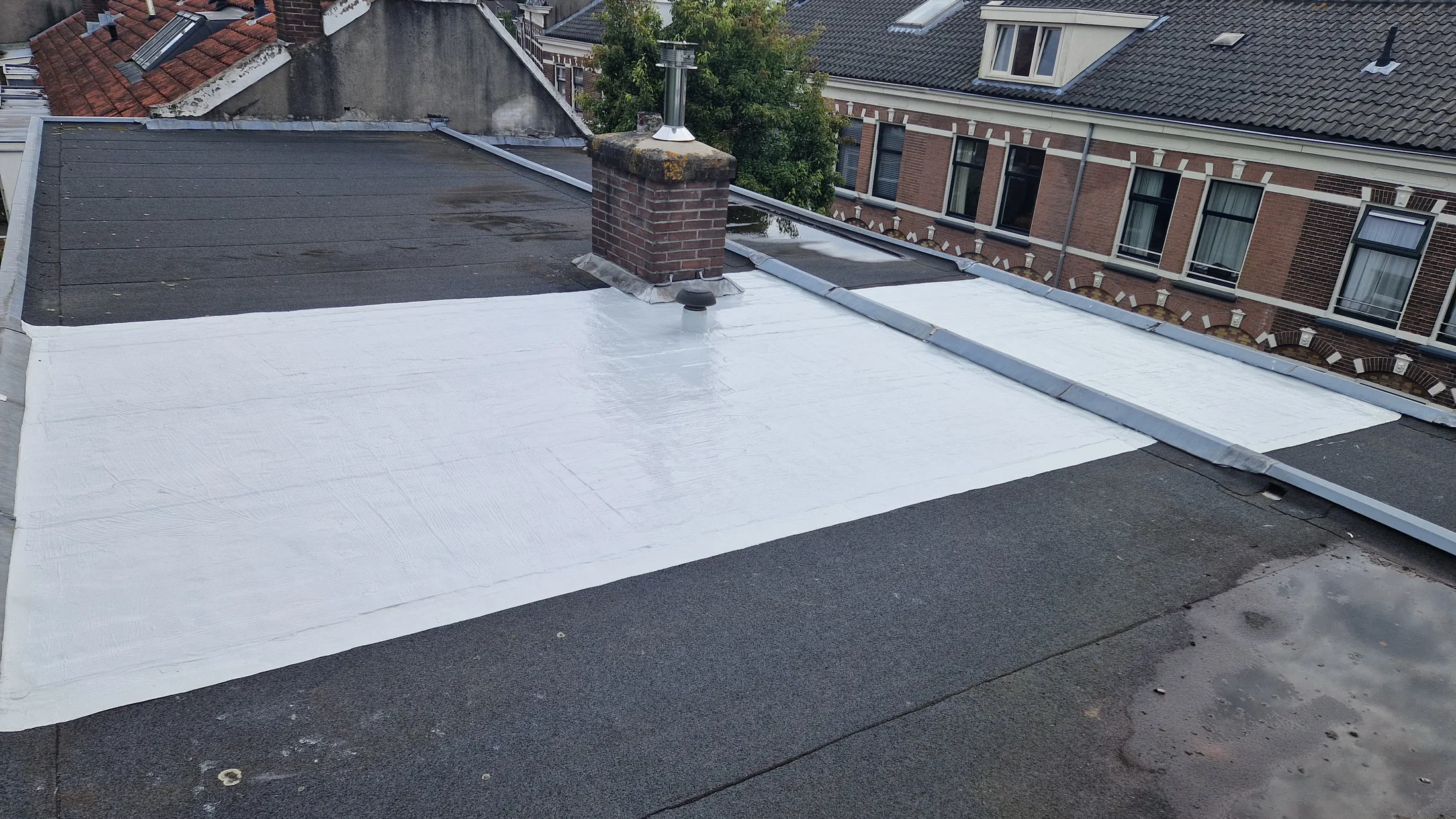 Uitgevoerd project: Hybride dakcoating op particulier bitumendak