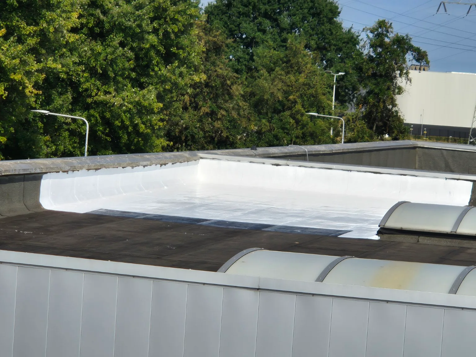 Uitgevoerd project: Spoedherstel bitumen bedrijfsdak